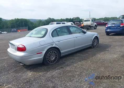 2006 Jaguar S-Type из США, поврежденный, VIN SAJWA01A66FN68159